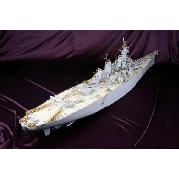 1/200 KA Models USS Missouri Value Pack