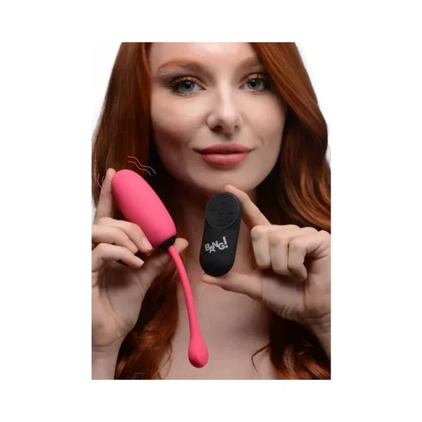 28x Plush Egg and Remote – Pink