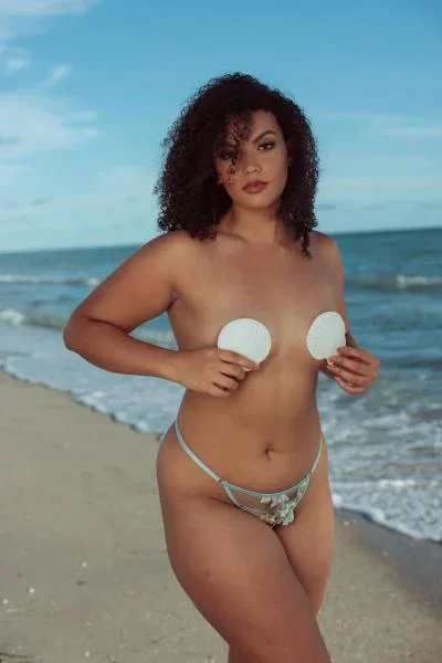 Embroidery G-String – Powder Blue Multi –