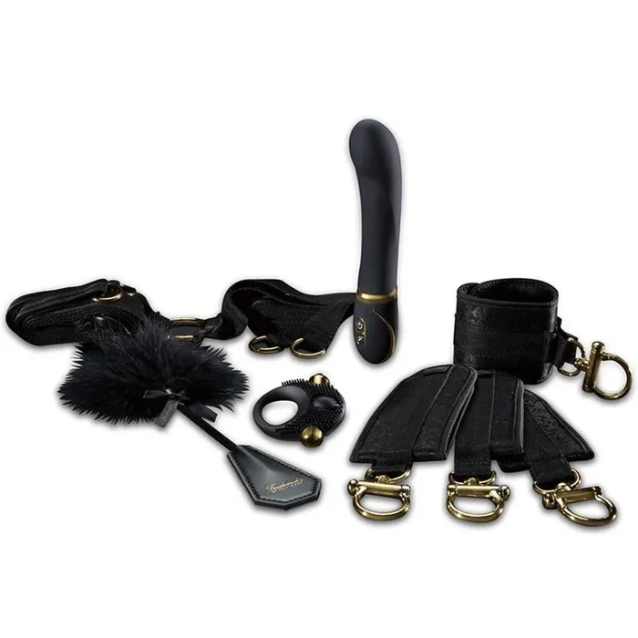 Frederick’s Of Hollywood Bedspreader Set