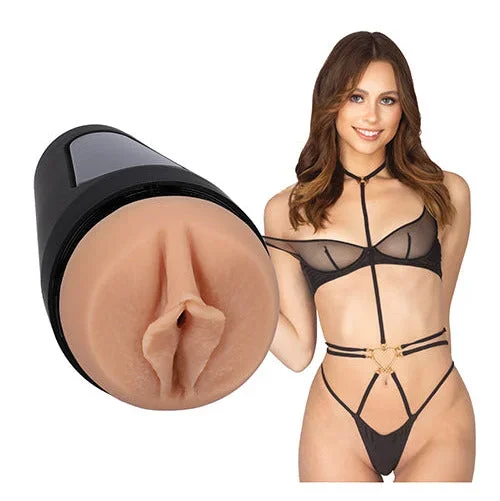 Main Squeeze – Stella Barey