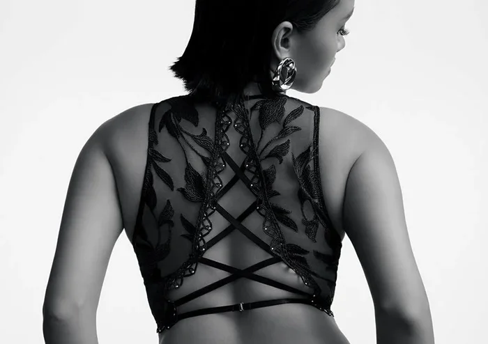 Night at Paradise Top – Obsidian –