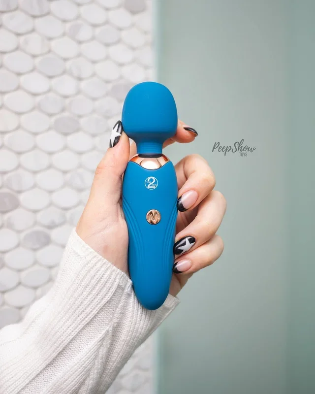 Petite Wand – Mini Power Tool