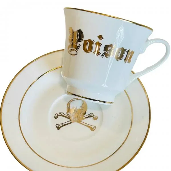 Poison Tea Cup – White/Gold
