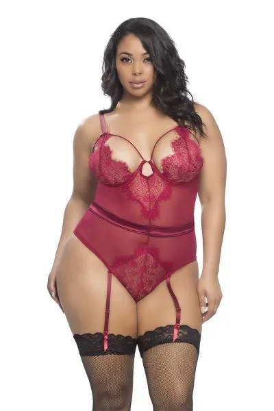 Rhubarb – Eyelash Lace Teddy – Size