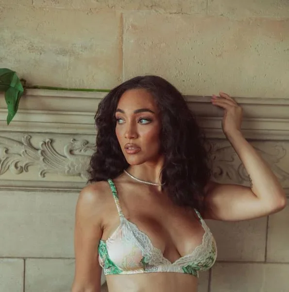 Triangle Bralette – Poised Peacock –