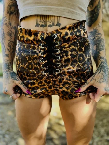 Velvet Tied Up Daisy Duke – Leopard –