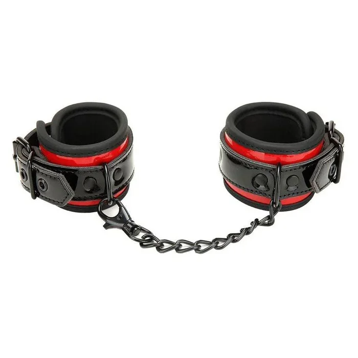 Whipsmart Heartbreaker Buckle Cuff