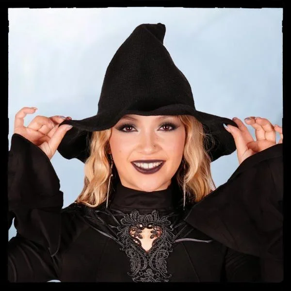 Witch Knit Hat – Black